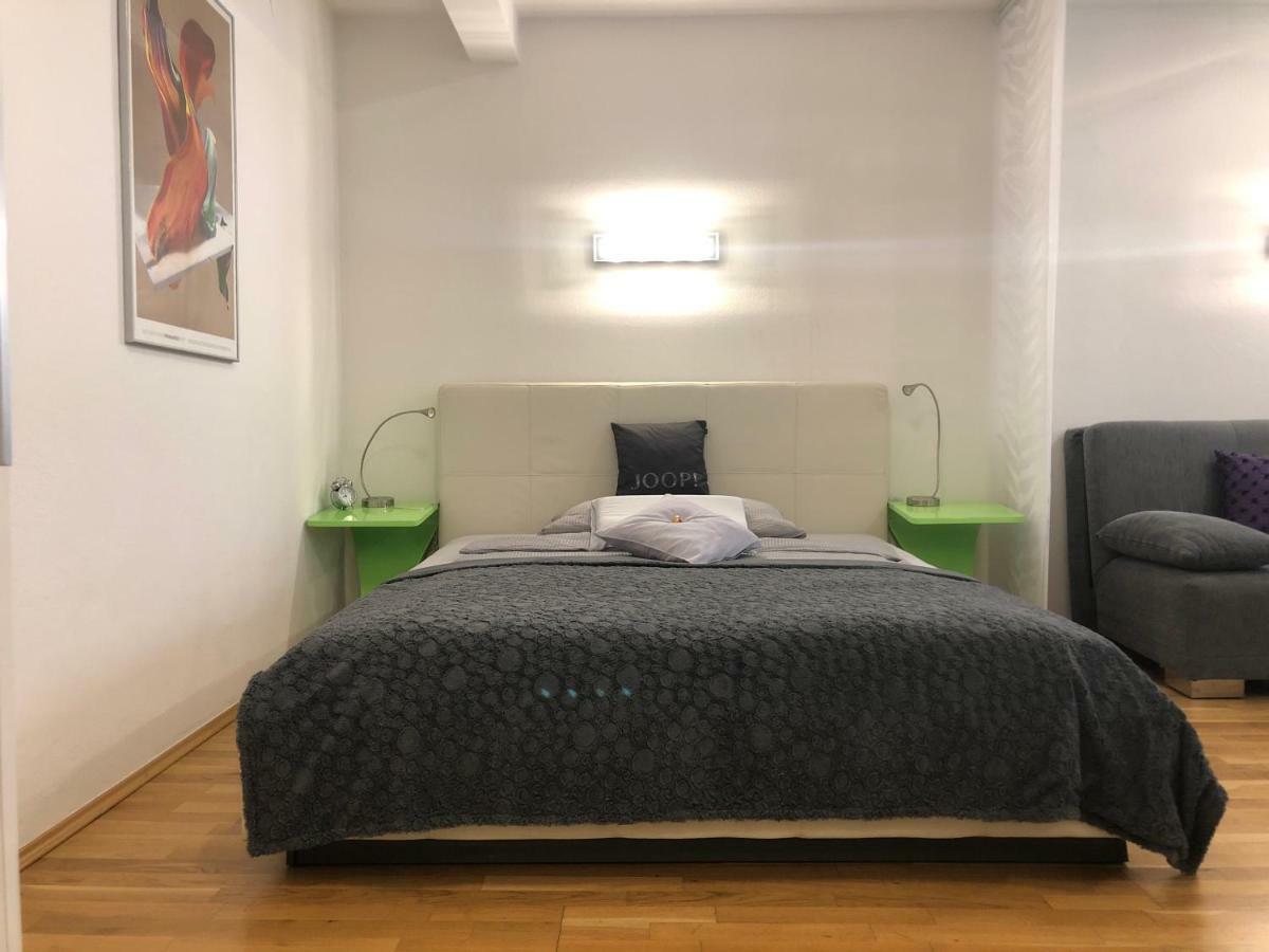Design Apartment - Centrally Located Vienna Esterno foto